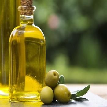 Dầu thực vật olive làm xà phòng